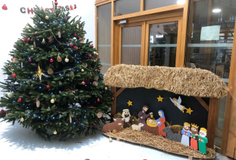 Sapin et crèche CFP 2025